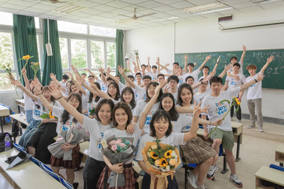 https://jcdn.xhby.net/JHD/publish/20210608/1623137131835056022.png
